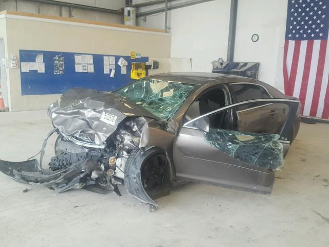 1G1ZC5E07AF319598 - 2010 CHEVROLET MALIBU 1LT ვერცხლისფერი ფოტო 2