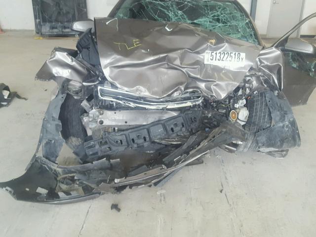 1G1ZC5E07AF319598 - 2010 CHEVROLET MALIBU 1LT ვერცხლისფერი ფოტო 9