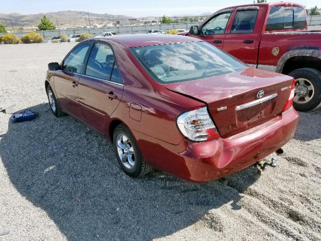 JTDBE30K520077074 - 2002 TOYOTA CAMRY LE RED photo 3