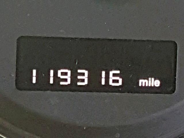 1J4RG4GK8AC137523 - 2010 JEEP COMMANDER შავი ფოტო 8