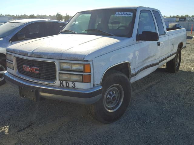 1GTGC29R9TE514522 - 1996 GMC SIERRA C25 WHITE photo 2