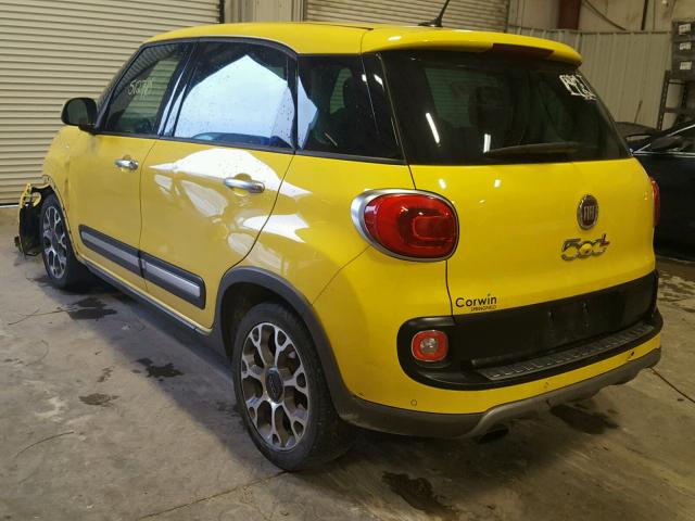 ZFBCFADH1EZ023763 - 2014 FIAT 500L TREKK YELLOW photo 3