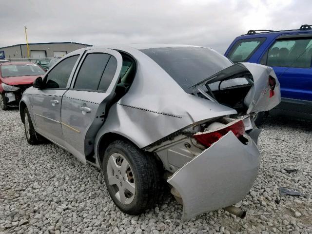 1G1AK52F757625788 - 2005 CHEVROLET COBALT SILVER photo 3