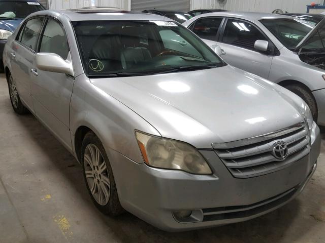 4T1BK36B66U121805 - 2006 TOYOTA AVALON XL SILVER photo 1