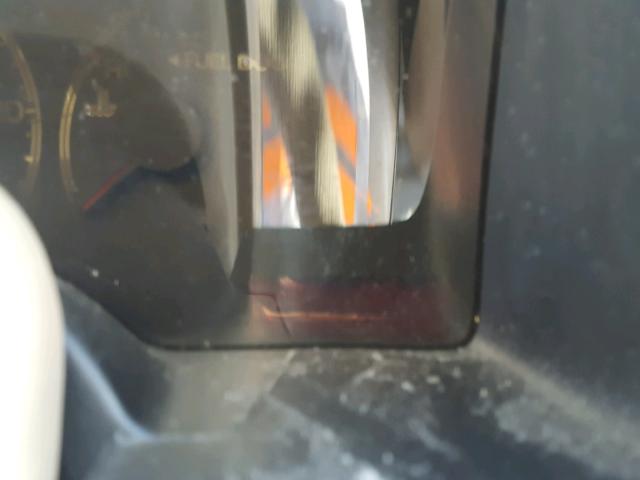 5LMFU27566LJ29002 - 2006 LINCOLN NAVIGATOR Biały zdjęcie 8