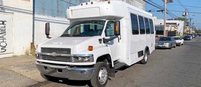 1GBE4V1919F407098 - 2009 CHEVROLET C4500 C4V0 WHITE photo 2