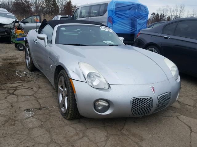 1G2MB35B57Y112848 - 2007 PONTIAC SOLSTICE SILVER photo 1