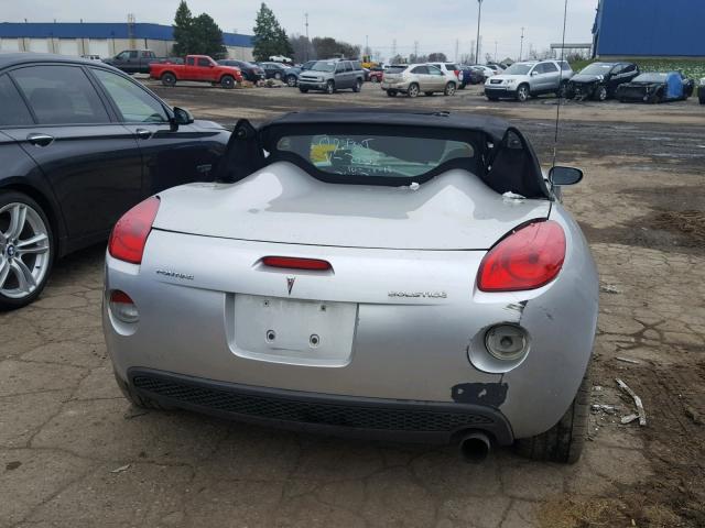 1G2MB35B57Y112848 - 2007 PONTIAC SOLSTICE SILVER photo 6