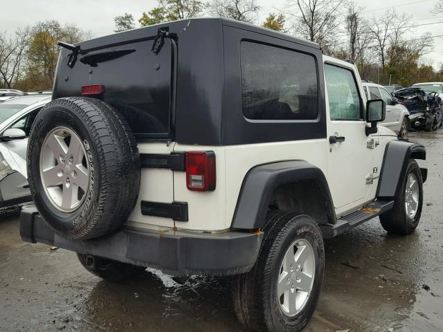 1J4FA24197L210198 - 2007 JEEP WRANGLER X WHITE photo 4