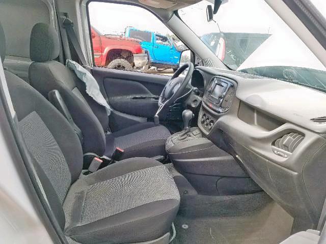 ZFBERFAB8H6E81371 - 2017 RAM PROMASTER 白色 照片 5