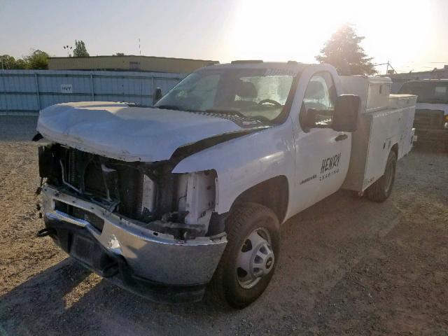 1GB3CZC83EF117767 - 2014 CHEVROLET SILVERADO WHITE photo 2