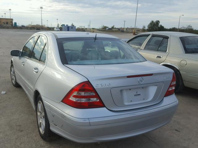 WDBRF92H17F914356 - 2007 MERCEDES-BENZ C 280 4MAT GRAY photo 3