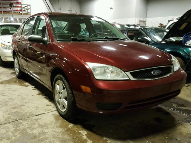 1FAHP34N87W160985 - 2007 FORD FOCUS ZX4 MAROON photo 1