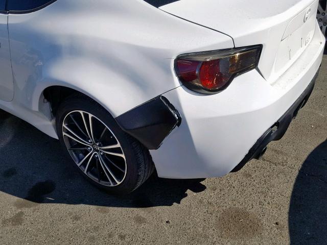 JF1ZNAA14G8705276 - 2016 TOYOTA SCION FR-S WHITE photo 9