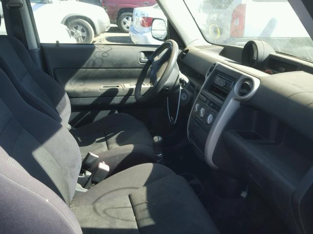 JTLKT334250213463 - 2005 TOYOTA SCION XB Сұр фото 5