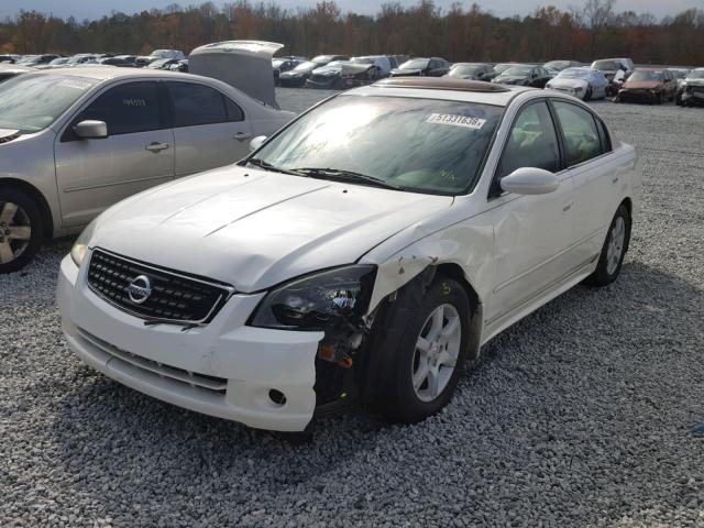 1N4BL11D86C206476 - 2006 NISSAN ALTIMA SE WHITE photo 2