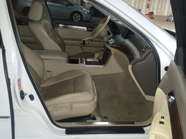 JNKCY01F09M851275 - 2009 INFINITI M35 BASE WHITE photo 5