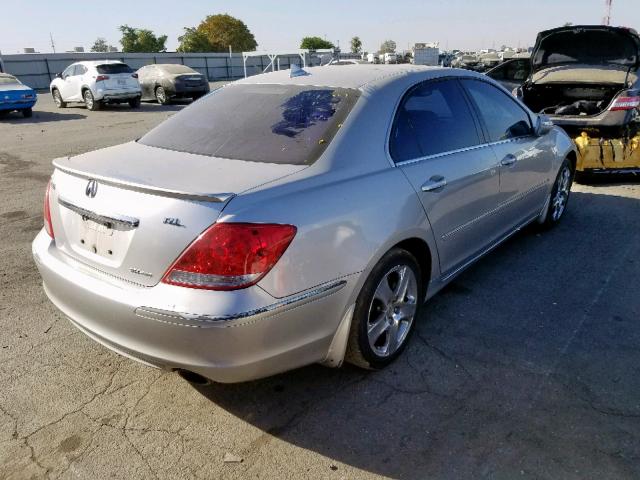 JH4KB16535C016578 - 2005 ACURA RL SILVER photo 4