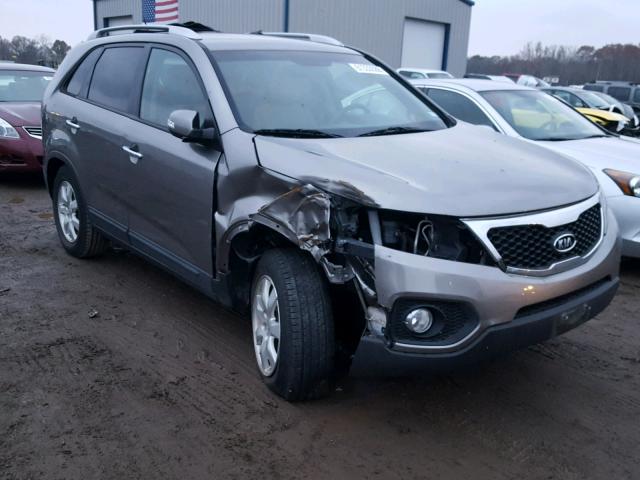 5XYKT3A68DG350108 - 2013 KIA SORENTO LX SILVER photo 1