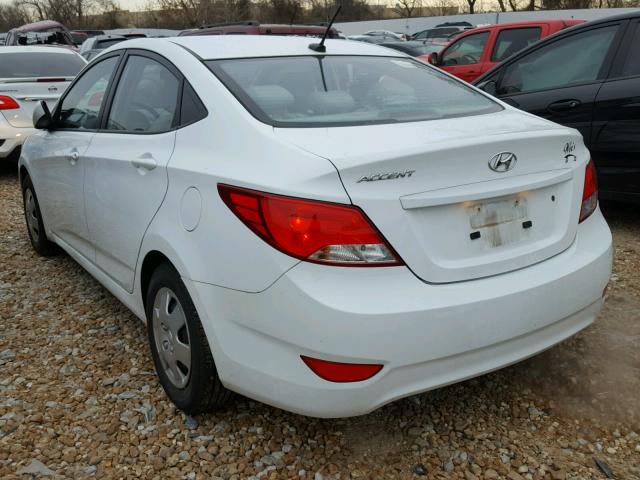 KMHCT4AE7GU061804 - 2016 HYUNDAI ACCENT SE WHITE photo 3