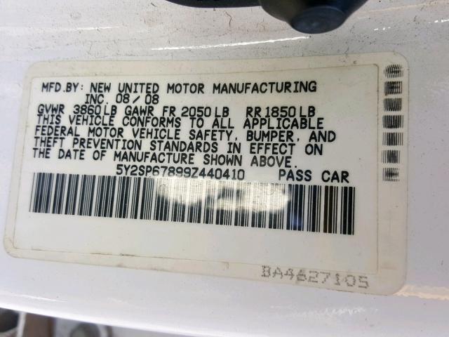 5Y2SP67899Z440410 - 2009 PONTIAC VIBE WHITE photo 10