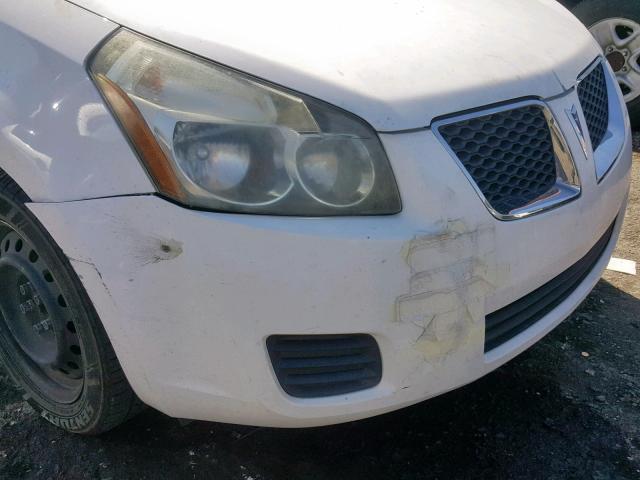 5Y2SP67899Z440410 - 2009 PONTIAC VIBE WHITE photo 9