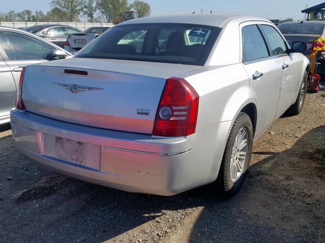 2C3CA4CD5AH114965 - 2010 CHRYSLER 300 TOURIN SILVER photo 4