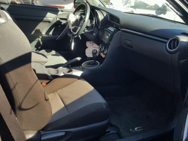 JTKJF5C72E3080568 - 2014 TOYOTA SCION TC 黑色 照片 5