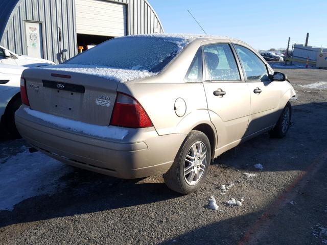 1FAHP34N06W210373 - 2006 FORD FOCUS ZX4 TAN photo 4