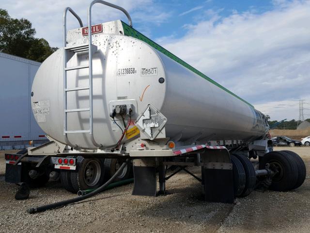 5HTAB442397H75185 - 2009 HEIL TANKER GRAY photo 2