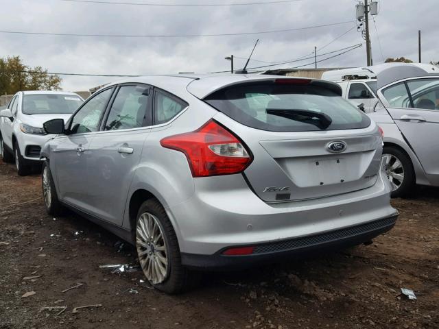 1FAHP3N22CL472154 - 2012 FORD FOCUS TITA SILVER photo 3