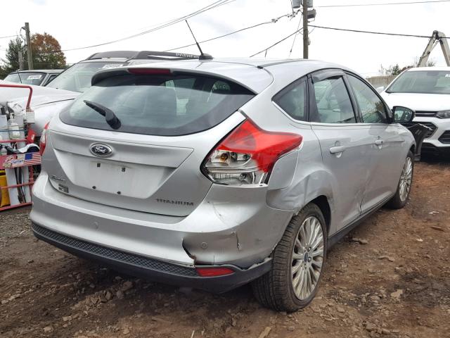 1FAHP3N22CL472154 - 2012 FORD FOCUS TITA SILVER photo 4