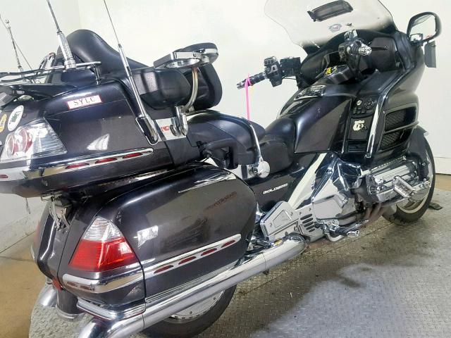 1HFSC47H8AA903646 - 2010 HONDA GL1800 BLACK photo 8