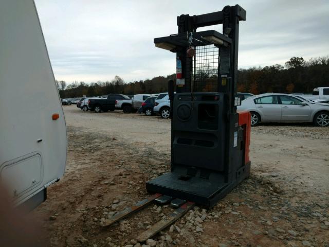 00000000000072014 - 2007 TOYOTA FORKLIFT ORANGE photo 2