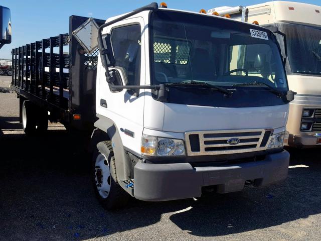 3FRML55Z36V315830 - 2006 FORD LOW CAB FO WHITE photo 1