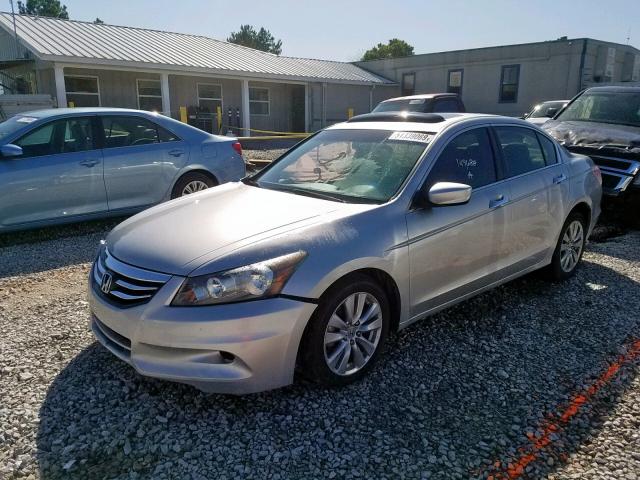 1HGCP3F89BA018518 - 2011 HONDA ACCORD EXL SILVER photo 2