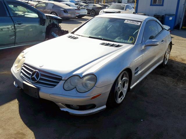 WDBSK75FX5F090494 - 2005 MERCEDES-BENZ SL 500 SILVER photo 2