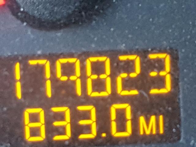 1G8AJ52F45Z106397 - 2005 SATURN ION LEVEL BLACK photo 8