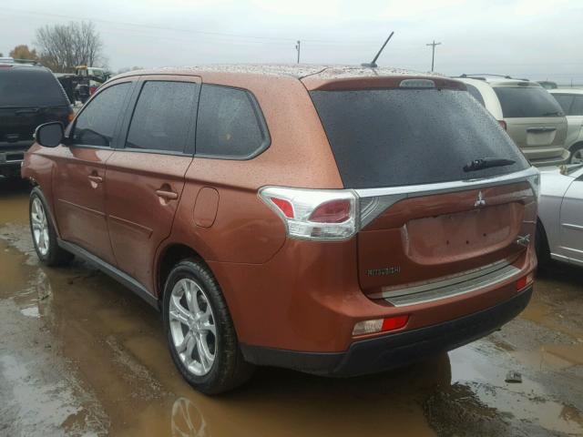 JA4AZ3A37EZ000921 - 2014 MITSUBISHI OUTLANDER RED photo 3