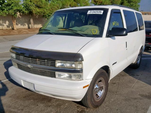 1GNDM19X52B129345 - 2002 CHEVROLET ASTRO WHITE photo 2