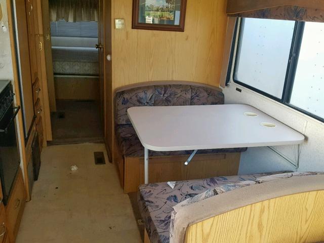 3FCMF53G6RJB04414 - 1994 WINNEBAGO ADVENTURER WHITE photo 6