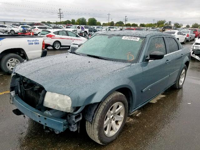 2C3JA43R95H546287 - 2005 CHRYSLER 300 TEAL photo 2