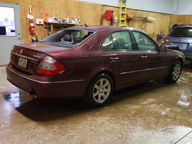 WDBUF22X98B277959 - 2008 MERCEDES-BENZ E 320 CDI MAROON photo 4