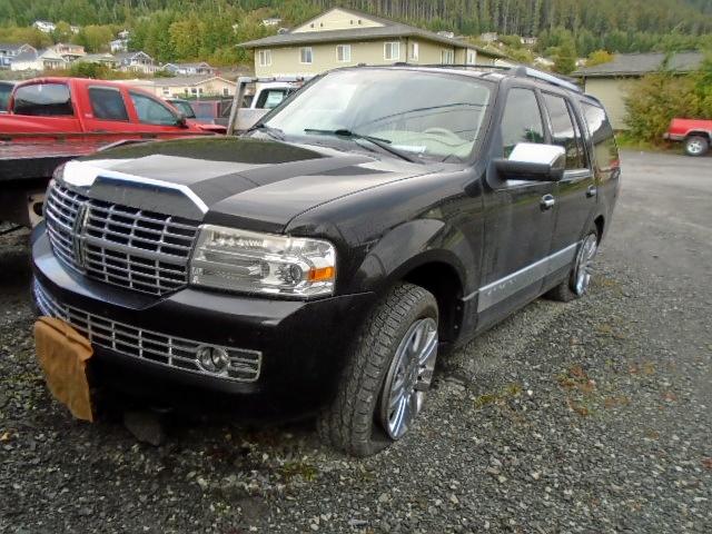 5LMJJ2J51AEJ10558 - 2010 LINCOLN NAVIGATOR BLACK photo 2