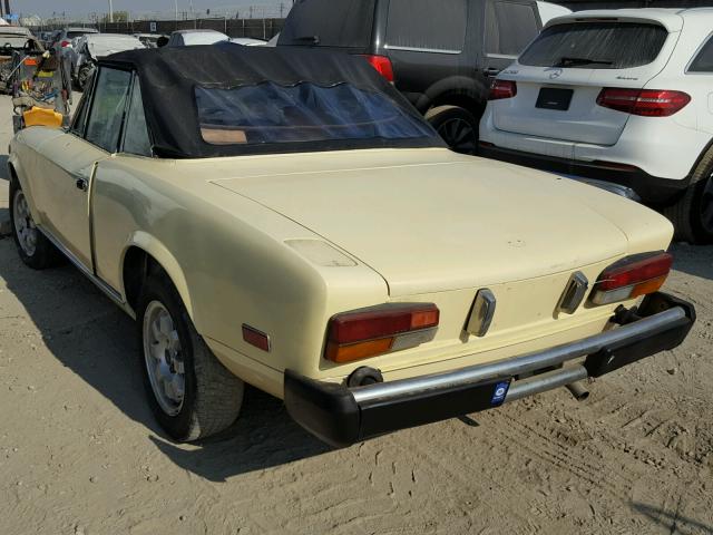 ZFAAS00B9C5000156 - 1982 FIAT 124 SPIDER YELLOW photo 3