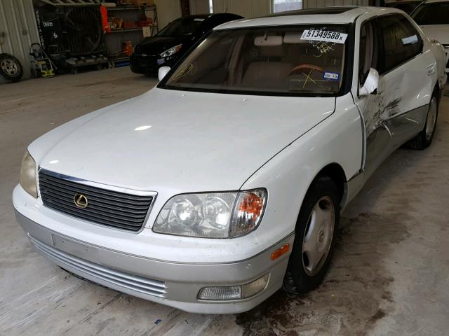 JT8BH28FXY0180216 - 2000 LEXUS LS 400 CREAM photo 2