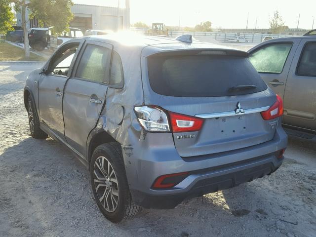 JA4AP3AW2JU012871 - 2018 MITSUBISHI OUTLANDER GRAY photo 3