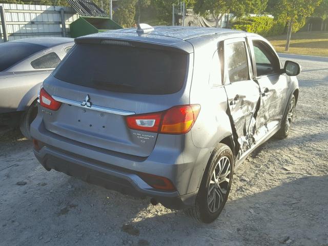 JA4AP3AW2JU012871 - 2018 MITSUBISHI OUTLANDER GRAY photo 4