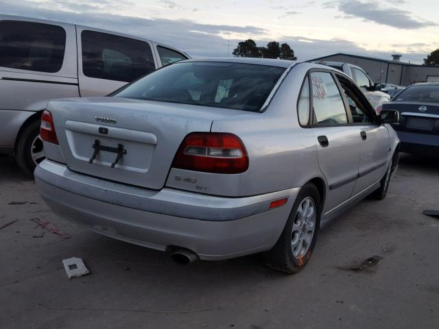 YV1VS295X1F658346 - 2001 VOLVO S40 1.9T SILVER photo 4