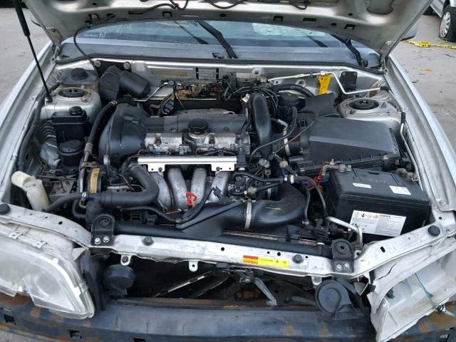 YV1VS295X1F658346 - 2001 VOLVO S40 1.9T SILVER photo 7